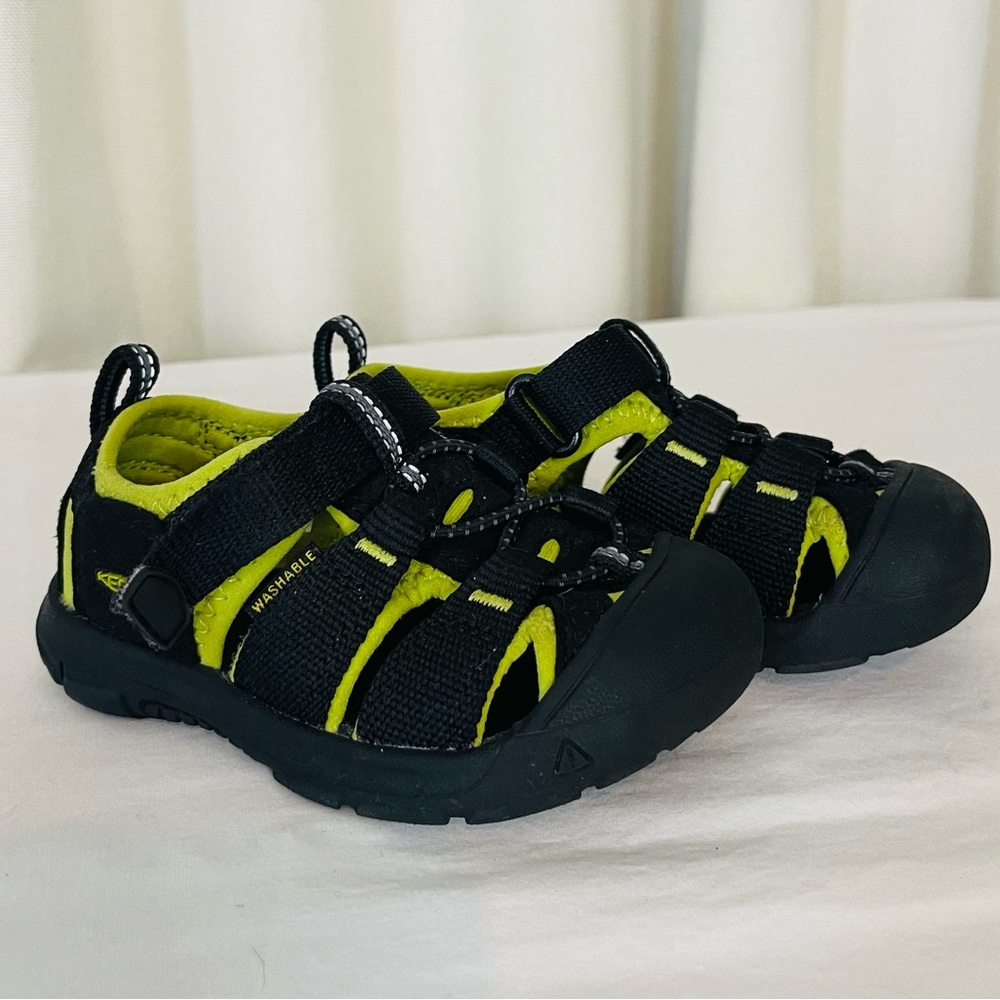 Keen Newport H2 Sandal - Toddler size 7